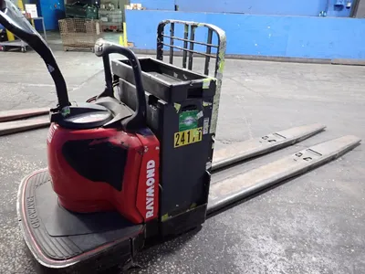 The Raymond Corporation 8000 Lbs Electric Pallet Jack