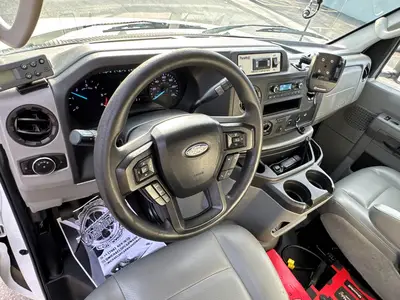 Used 2023 FORD E-350 Reefer Trucks Florida US | Truck and Van Outlet #1509231
