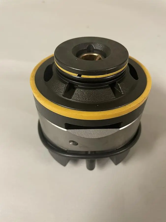 New | in-Stock BENCHMARK 02-102512 Pumps | Surplus Asset Holdings #1206196
