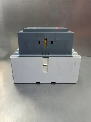 ABB A210-30 3-Phase 200HP Contactor w/CAL18-11 Relay. 1D-23