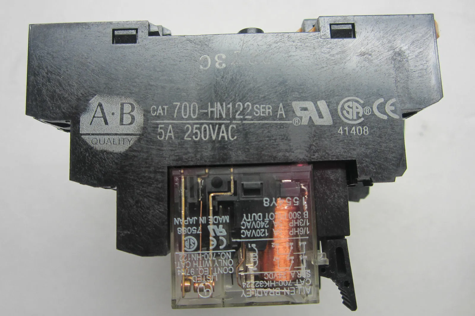 USED 7 ALLEN BRADLEY 700-HN122 RELAY SOCKET TERMINAL W/RELAY 700HN122