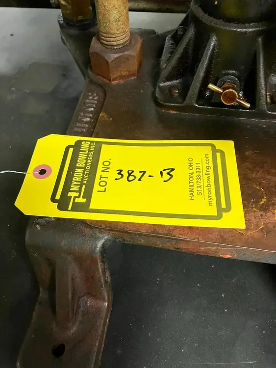 Used _UNKNOWN_ _UNKNOWN_ Powder Compacting Presses Ohio US | Myron Bowling Auctioneers Inc #1504688