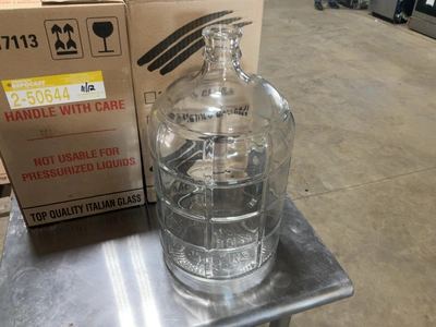 Used LOT OF (2) 3 GALLON CLEAR ITALIAN GLASS CARBOYS Restaurant Storage Containers Michigan US | Miedema Asset Management Group #1580153