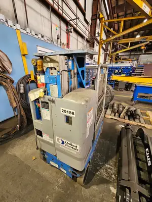 Used GENIE GR-15 Manlifts British Columbia CA | Lenmark #1426271