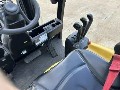 Used 2021 YALE ERC045VG Misc Forklifts Illinois US | Somerset Equipment Sales #1542814