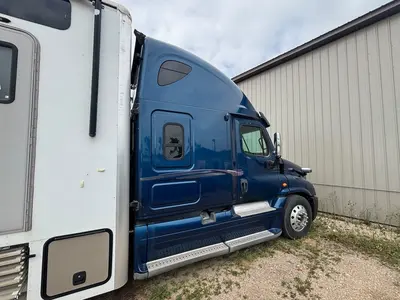 Used 2011 FREIGHTLINER CASCADIA Campers, Caravans, Motorhomes Wisconsin US | Proxy Equipment #1426135