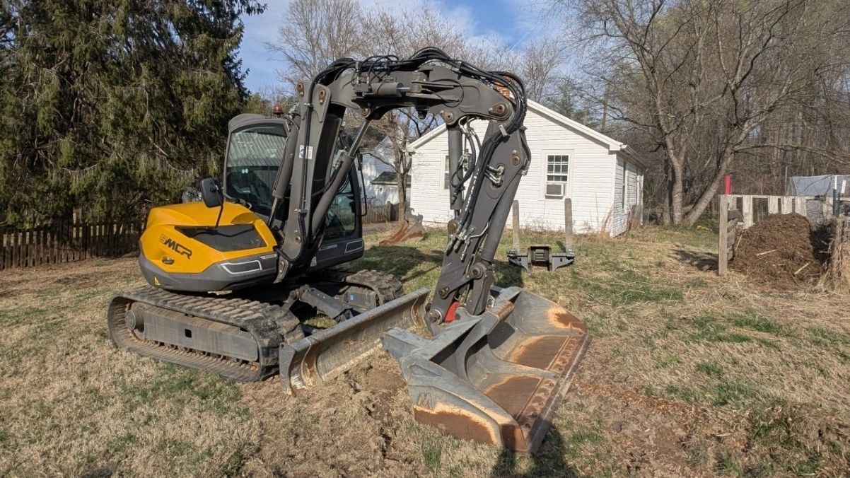 USED 2021 Mecalac 8MCR