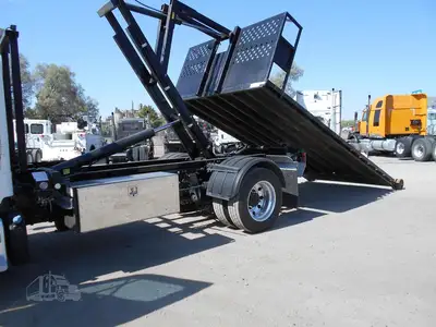 Used 2018 FREIGHTLINER BUSINESS CLASS M2 106 Reefer Trucks Arizona US | Tuscon Trux & Equipment Sales #1542888