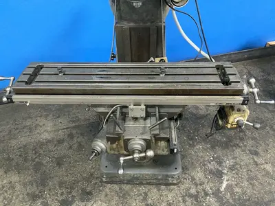 Used PONCHO ENTERPRISE CO., LTD 2VS Vertical Mills Ohio US | HGR 24 #1443172