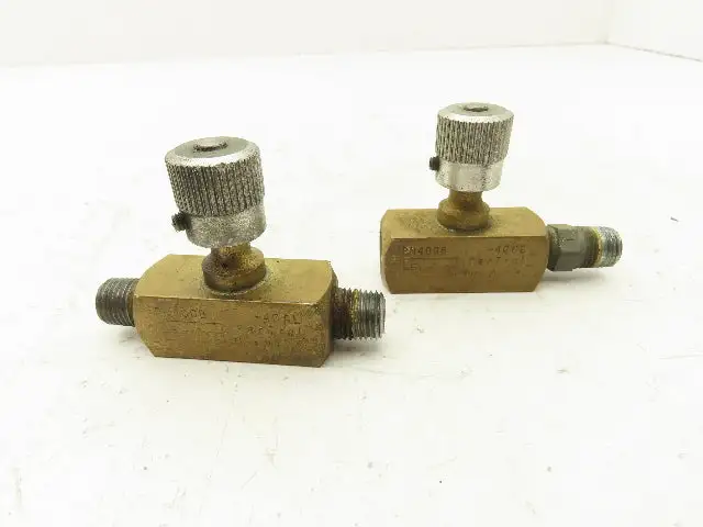 Parker PN400B Flow Control Needle Valve 1/4" NPT 2000PSI Lot of 2