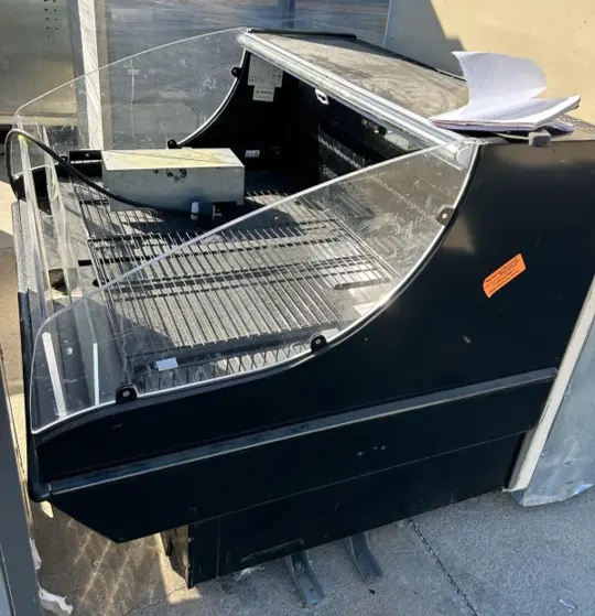 Used _UNKNOWN_ Q2-SSM-4S Refrigerators | Grocery Equipment Sales #1065768