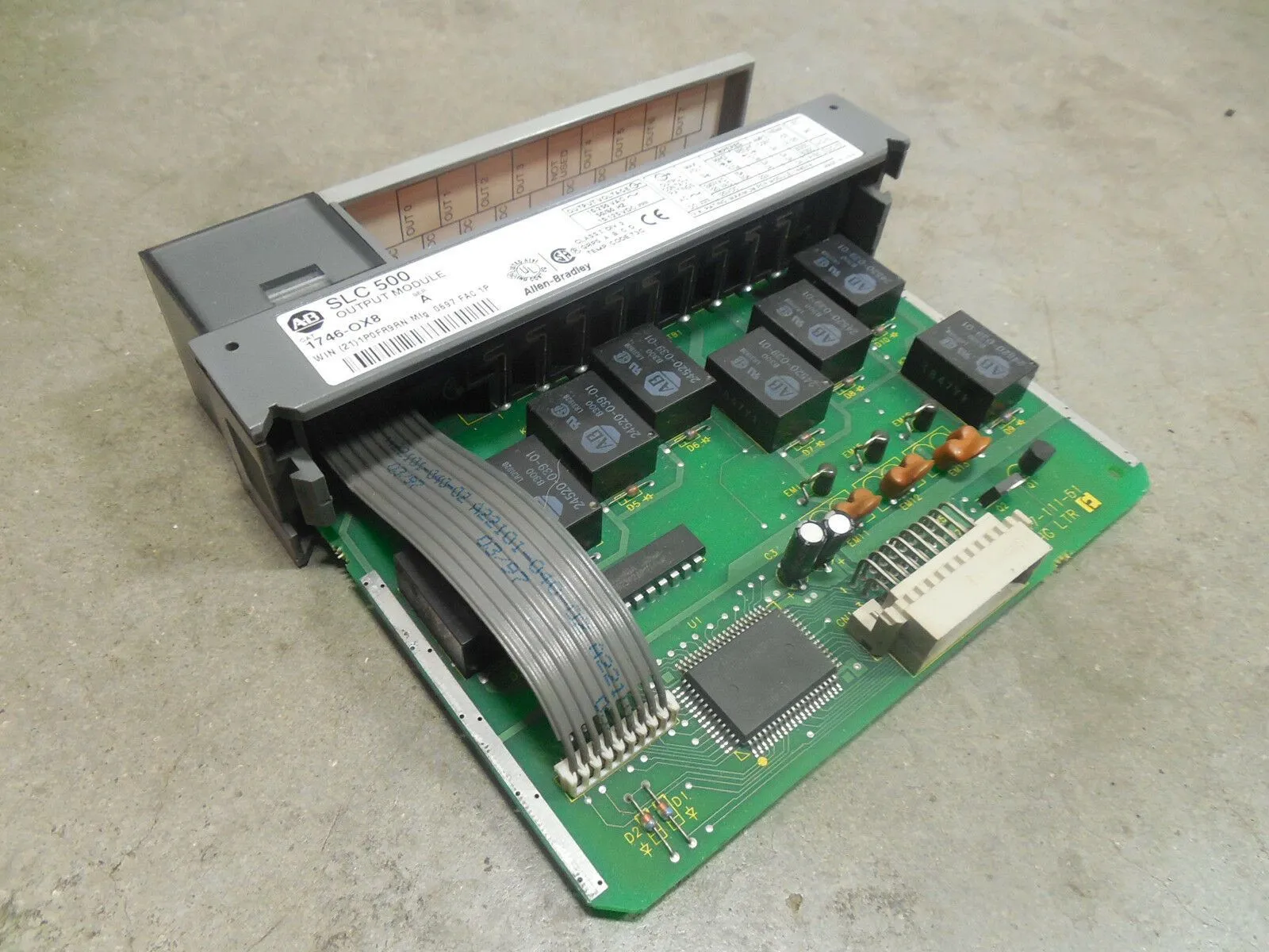 Allen Bradley 1746-OX8/A SLC 500 Output Module Used