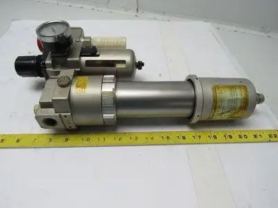 SMC IDG100-N04-P Membrane Air Dryer W/Regulator & Lock Out 1/2" NPT