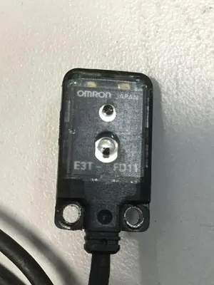 USED OMRON E3T-FD11