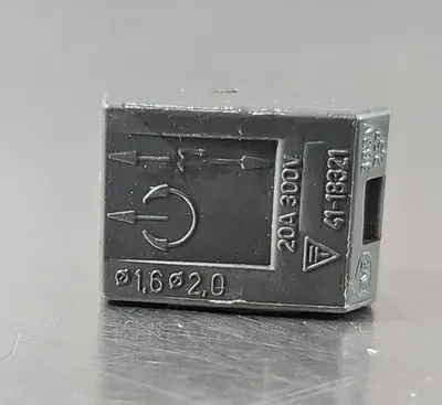 Wago 273-104 Conductor Ground Terminal Block - Lot of 51 Loc3D-32