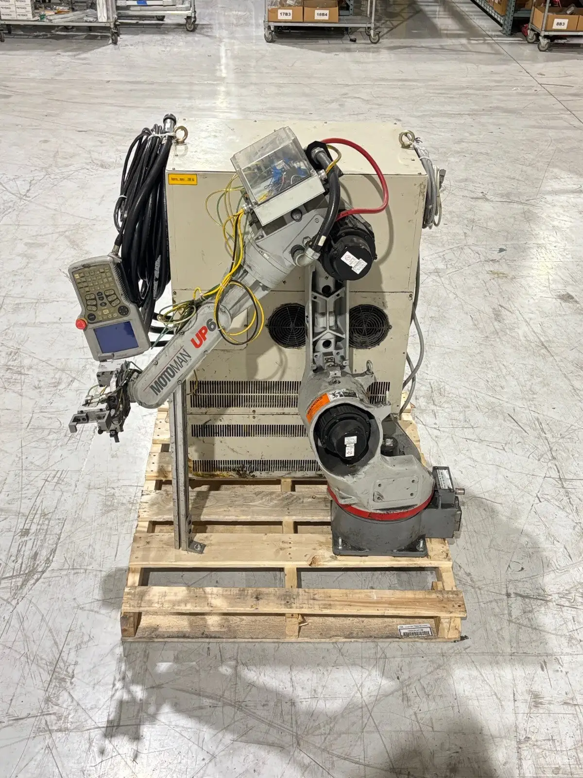Used Yaskawa UP6 Robot Controller System, Teach Pendant, Cables Robots Michigan US | Maverick Industrial Sales #1401824