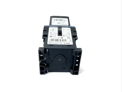 3RT2017-1BB44-3MA0 | Siemens  Contactor 3-Pole 12A 5.5kW, 24V DC Coil 2NO 2NC - New