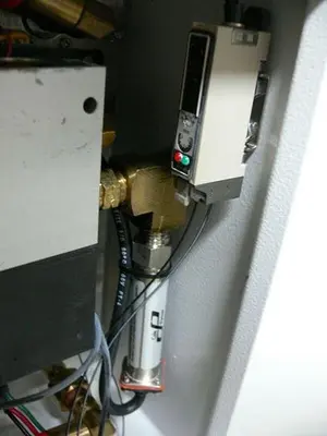 USED REFINE TECHNOLOGY C26-2 PRESSURE REGULATOR