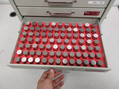 Used GENERIC GENERIC Lab Inspection Minnesota US | Machinesused.com #1377536