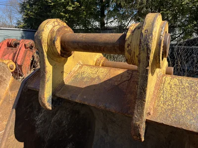 Used CP 330D-Dig Bucket Multipurpose Buckets Maryland US | Zadoon Equipment #1480858
