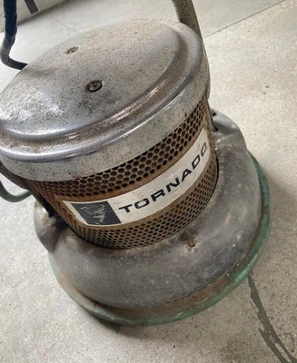 Tornado _UNKNOWN_ Corded Scrubbers & Buffers | Amiron Machinery (2)