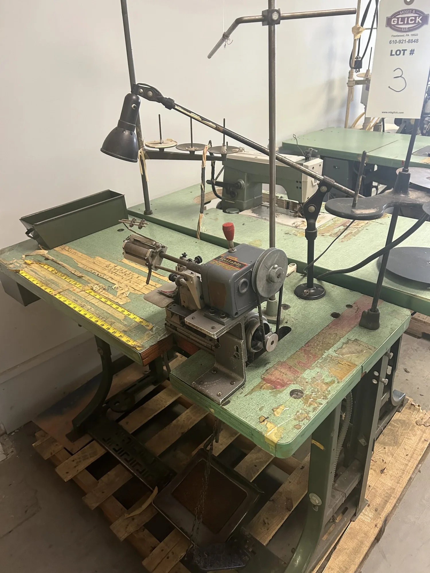 Merrow M-3DW-2 Industrial Sewing Machine