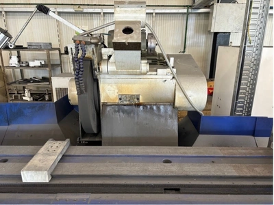 PRAISE CNC Universal Cylindrical Grinder, in excellent working condition, visible under power, POA