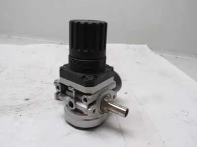 Camozzi C1238-RS03 Pneumatic Air Regulator In: Max 16 Bar, Out: 0.5-10 Bar