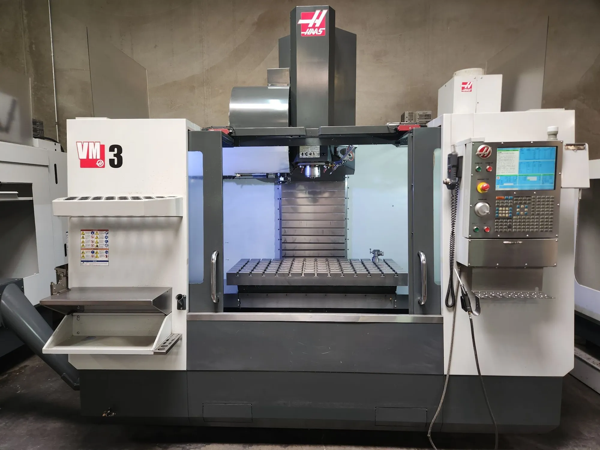 USED 2015 HAAS VM-3