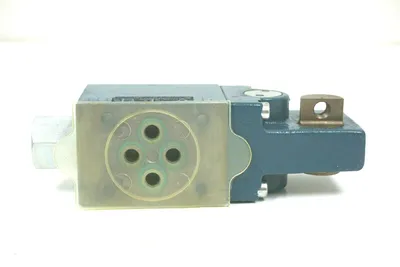 NEW BOSCH 0-810-091-388 081WV06P1V7012GD0 DIRECTIONAL CONTROL VALVE