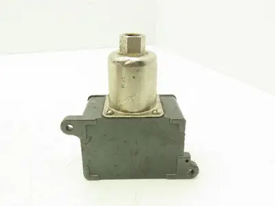 United Electric J6D 4694 Pressure Switch 18PSI 15A 125/250V Lot of 2