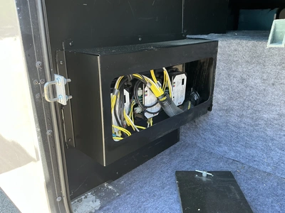 USED 2013 WINNEBAGO F53