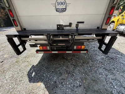 Used 2019 ISUZU NQR Reefer Trucks Florida US | Truck and Van Outlet #1509201