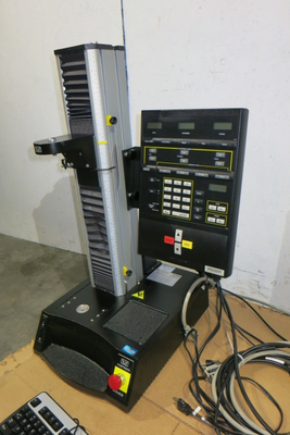 USED 2002 INSTRON 442