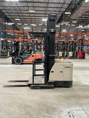 Used 2018 CROWN SP3520-30 Order Pickers Texas US | TB Forklifts #1274946
