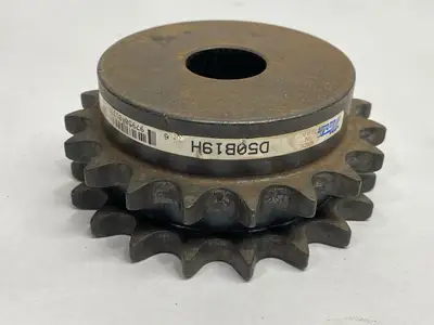 USED MARTIN DOUBLE ROLLER SPROCKET 19 TEETH 1" BORE