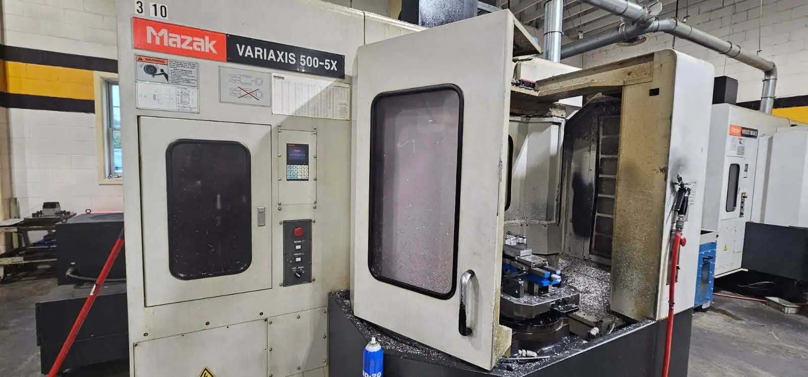 Used 2004 MAZAK VARIAXIS 500-5X Vertical Machining Centers (5-Axis or More) Ohio US | Toolquip, Inc. #1352648