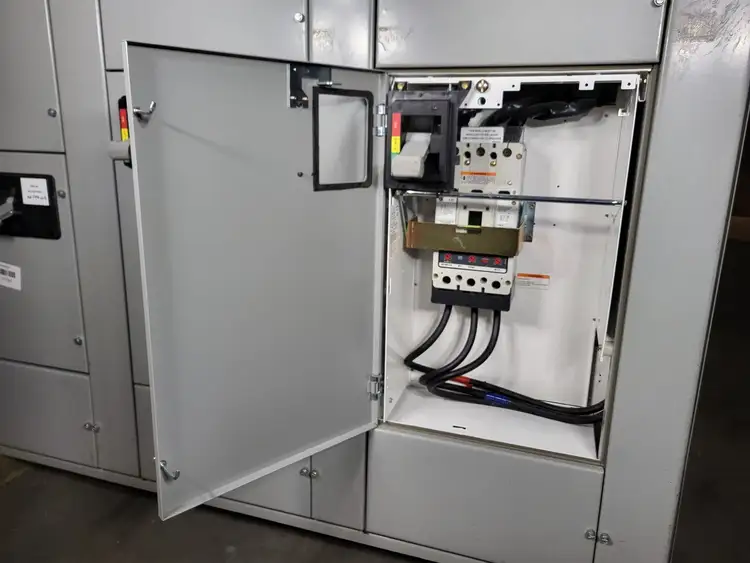 Used EATON KDC3400FS Switchgears British Columbia CA | Lenmark #327915