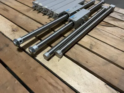 Used _UNKNOWN_ _UNKNOWN_ Pneumatic Cylinders Michigan US | Miedema Asset Management Group #1320245