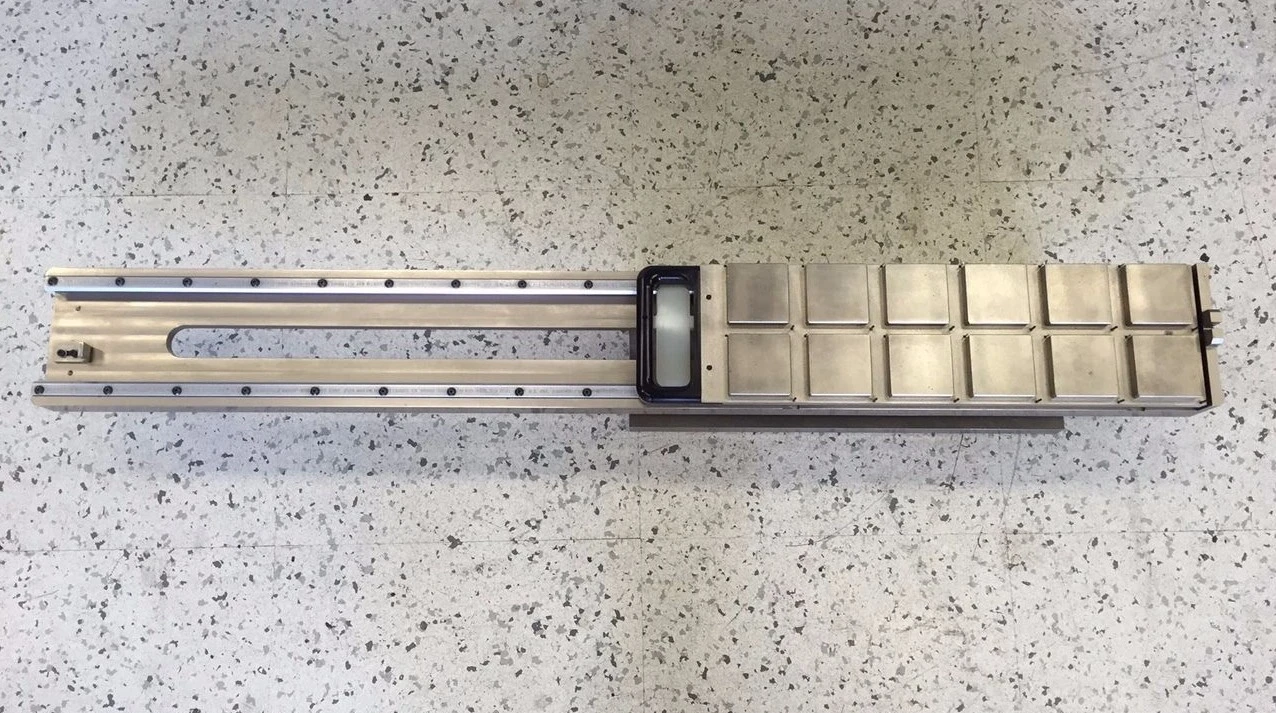 Used Universal Instruments Corporation 45896301 PCB Component Feeders Michigan US | 4Tech USA #1540496