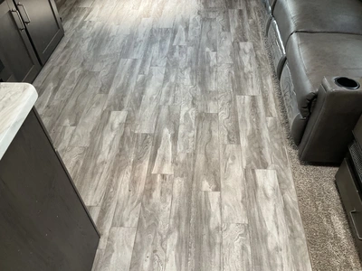 USED 2022 TRANSCEND 245RL