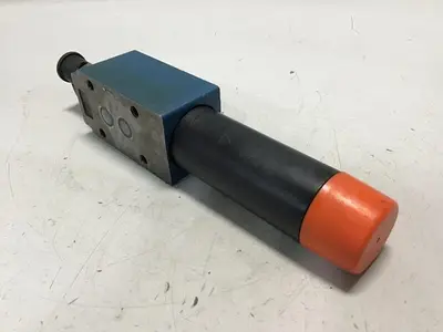 USED REXROTH ZDR6DP243150YM12