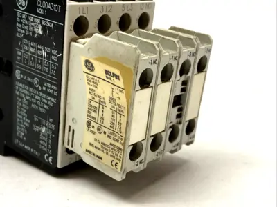 CL00A310T | General Electric  Non-Reversing Contactor w/ BCLF01 Aux Contact - Used