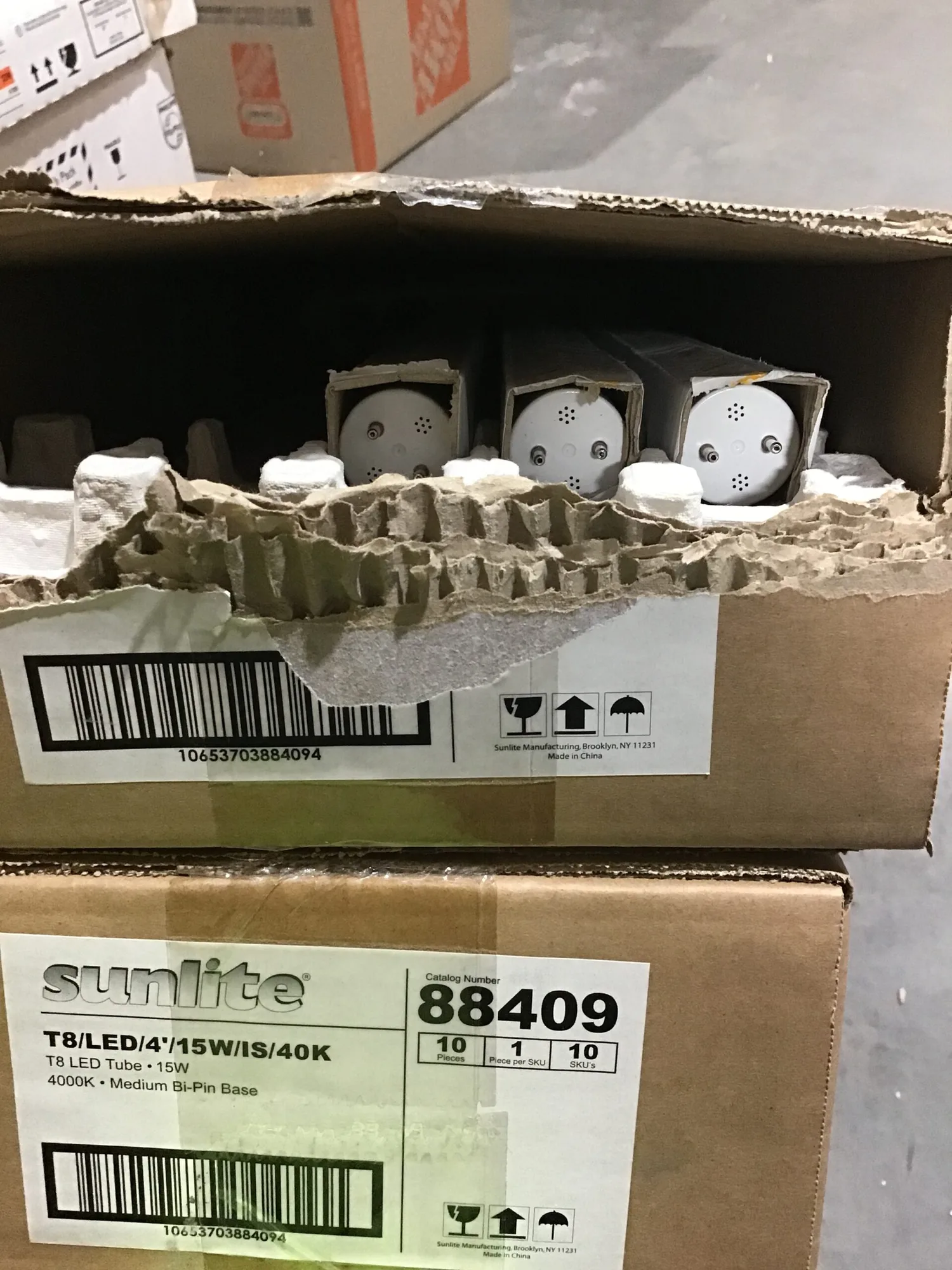 Sunlite 88409 T8 LED Tubular 4″ 15W 4000K Medium Bi Pin Base
