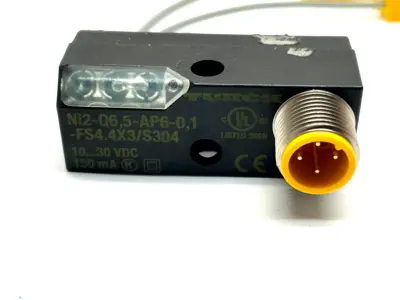 Ni2-Q6,5-AP6-0,1-FS4.4X3/S304 | Turck  Proximity Sensor - Used