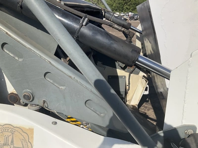 USED 2008 ELGIN PELICAN
