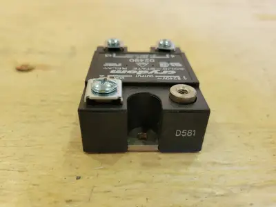 NEW CRYDOM D2490