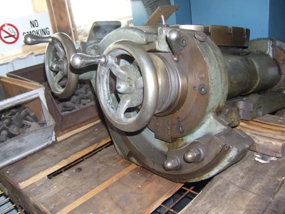 Pratt & Whitney 16" Tilting Rotary Table