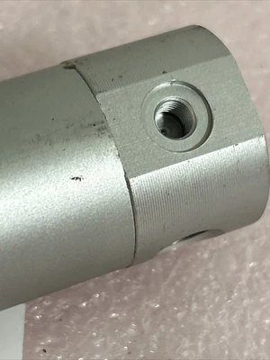 NEW SMC CG1YB25-300Z