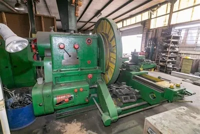 A.I.S. TBA Lathes, Engine, Center | ESP Machinery Australia Pty Ltd (2)